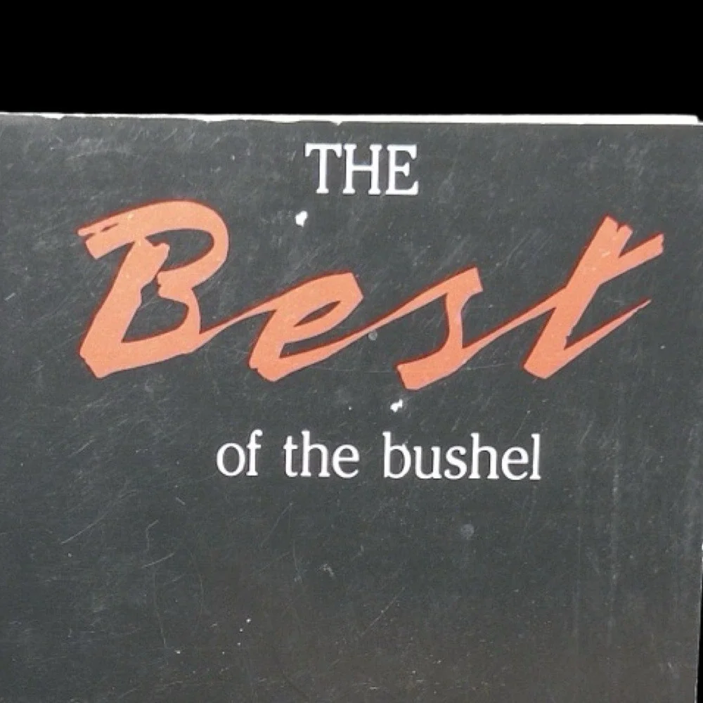 The Best of‎ the Bushel Junior League Of Charlottesville Cookbook 1987